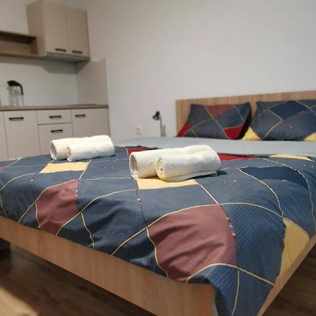 Snegar Apartments Охрид Екстериор снимка