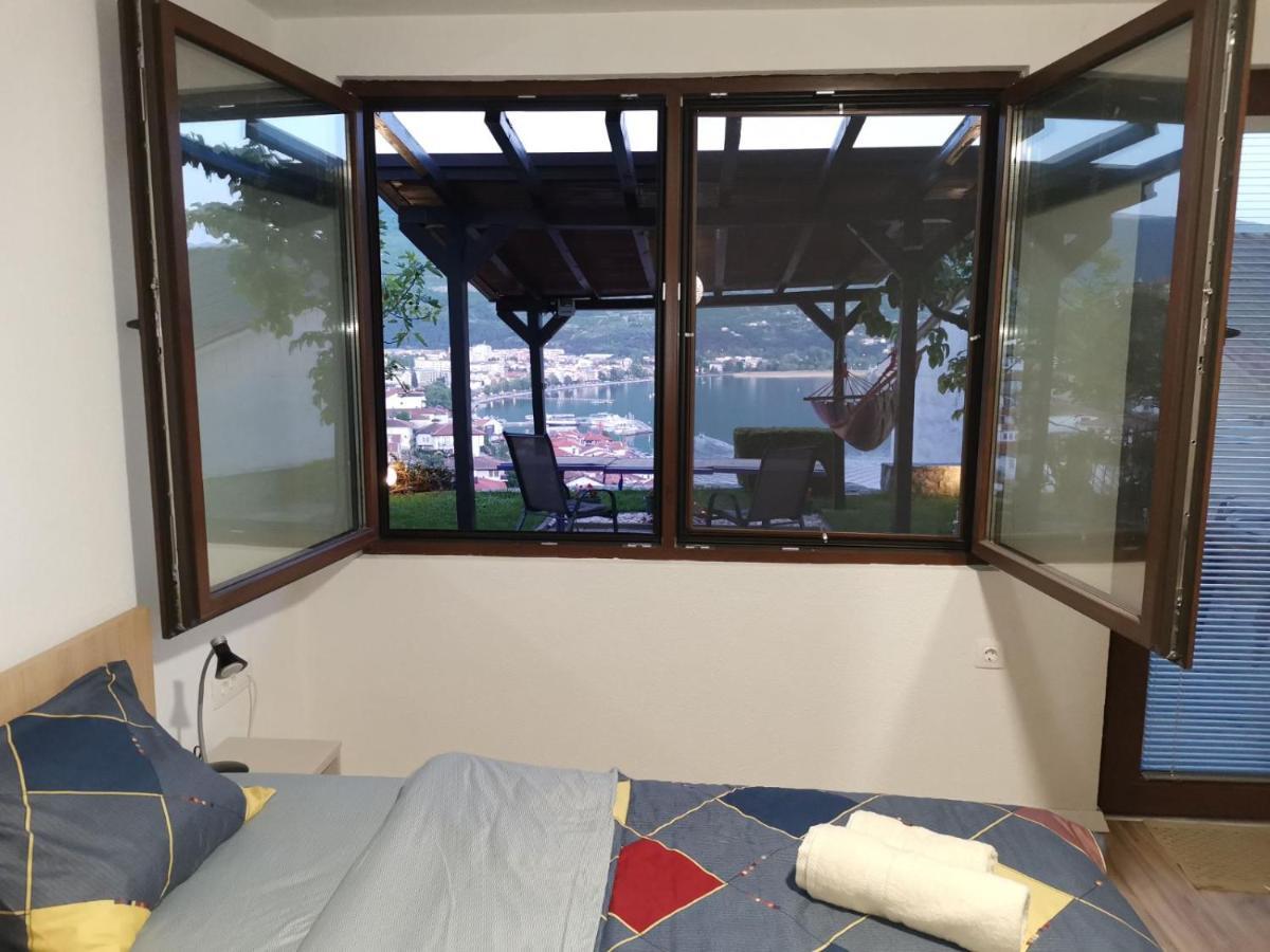 Snegar Apartments Охрид Екстериор снимка