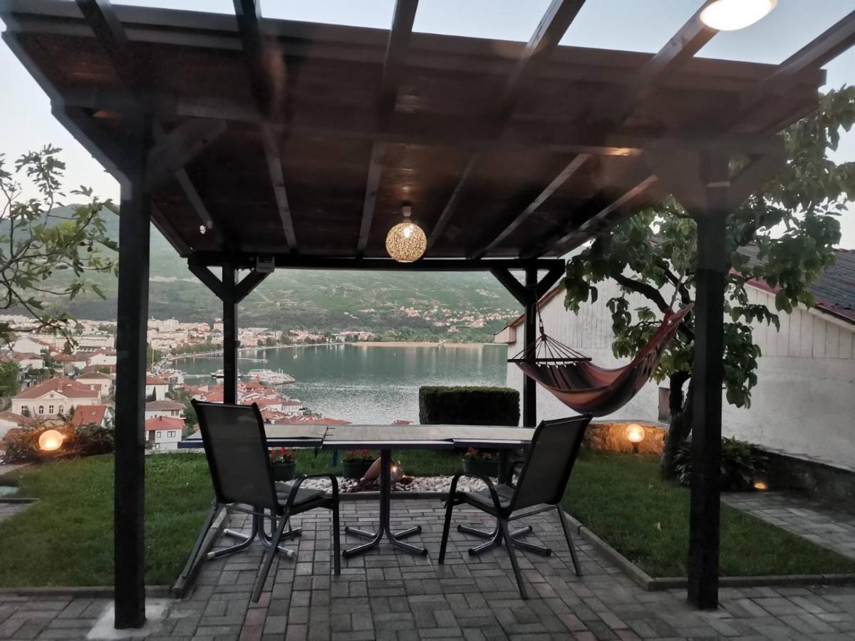 Snegar Apartments Охрид Екстериор снимка