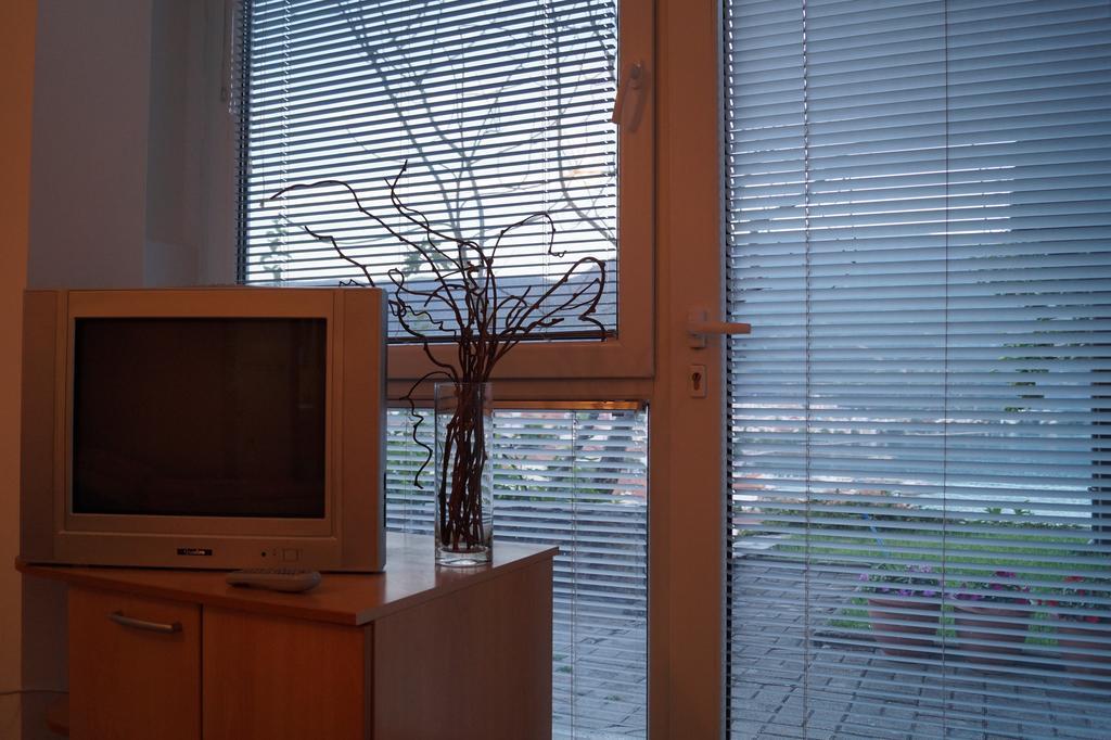 Snegar Apartments Охрид Екстериор снимка