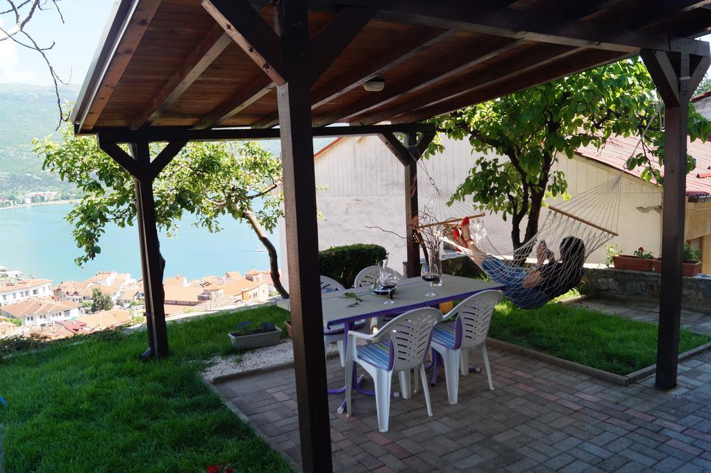 Snegar Apartments Охрид Екстериор снимка